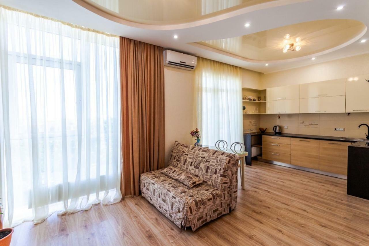 Спальня-Студия С Видом На Море И Парк Odesa Exterior photo