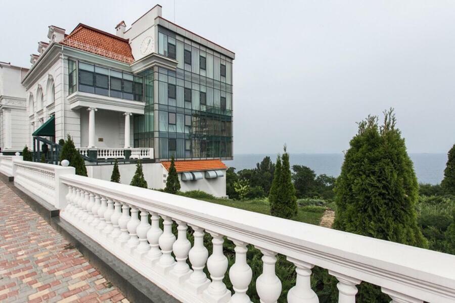 Спальня-Студия С Видом На Море И Парк Odesa Exterior photo